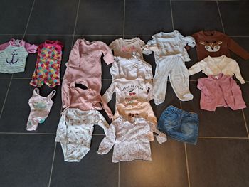 Lot vêtements bébé fille 18 mois 