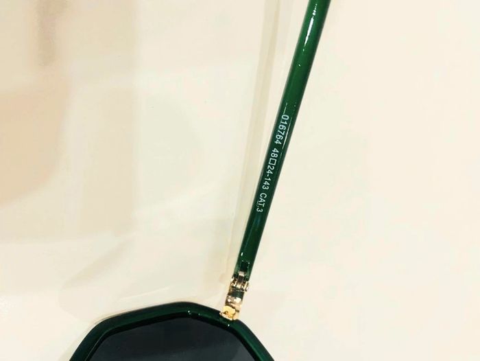 Lunette de soleil mixte hexagonale verte et dorée uvprotection catégorie 3 - photo numéro 5