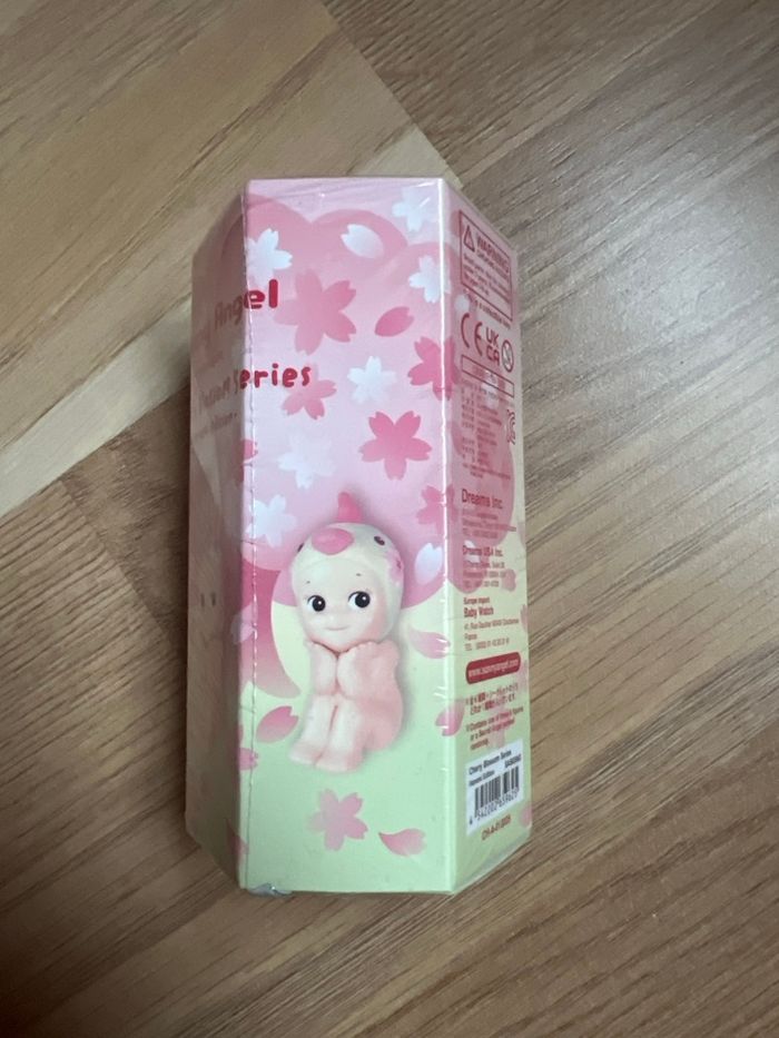 Sonny Angel Cherry Blossom neuf - photo numéro 2