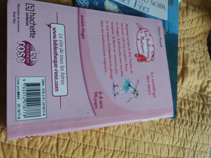 Lot de 3 livres et jeux fille - photo numéro 5
