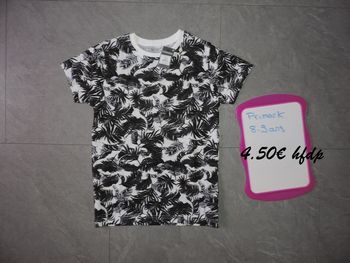 tee shirt primark taille 8-9 ans