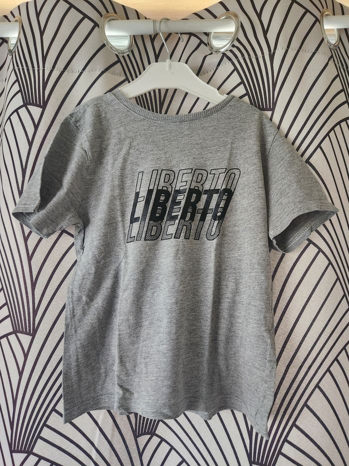 Tee-shirt
