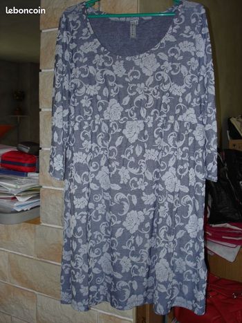 Tunique "bon prix" T44/46 - NEUVE