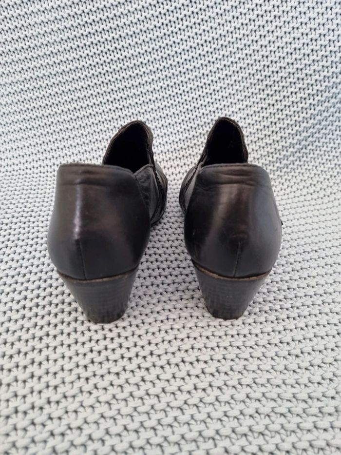 Chaussures à talons - photo numéro 3