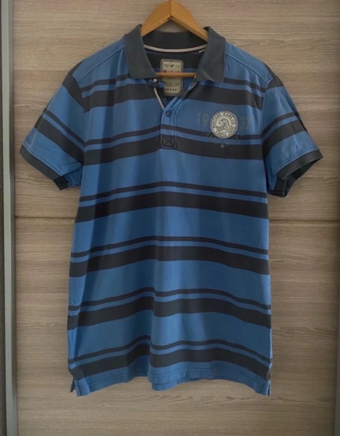Polos