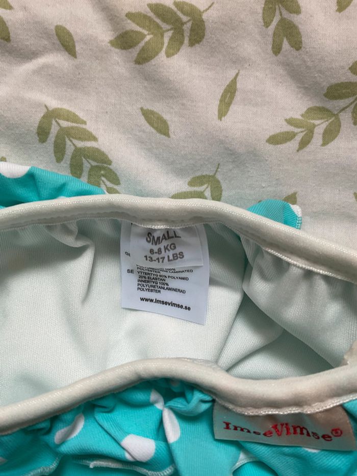 couche de piscine lavable turquoise a pois blanc 6/8 kg environ 6 mois - photo numéro 6