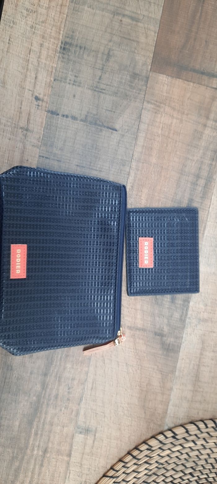 Pochette rodier avec porte carte