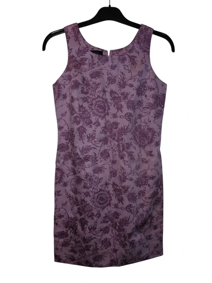 Robe XS