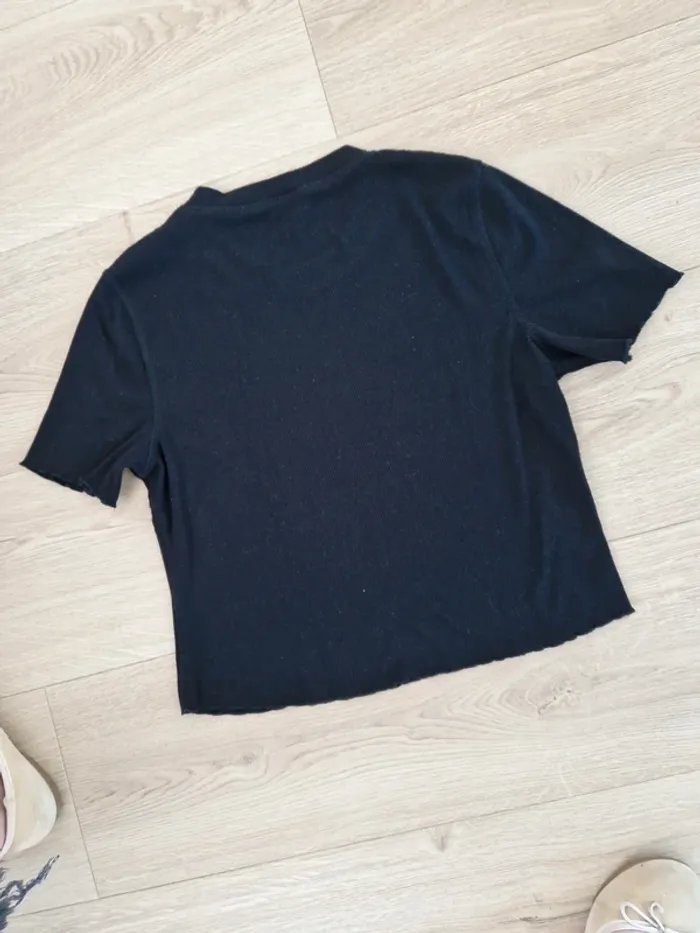 T-shirt court - photo numéro 3