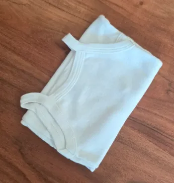 Body Petit Bateau Taille 6 mois