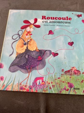 Livre mes p’tits albums roucoule est amoureuse auzou
