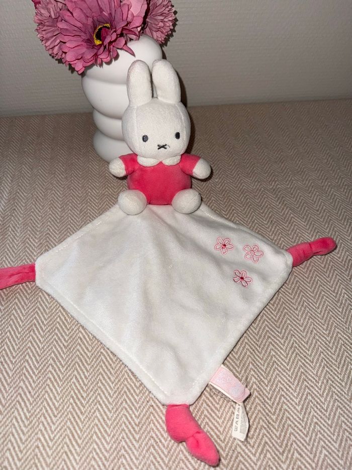 Doudou lapin - photo numéro 2