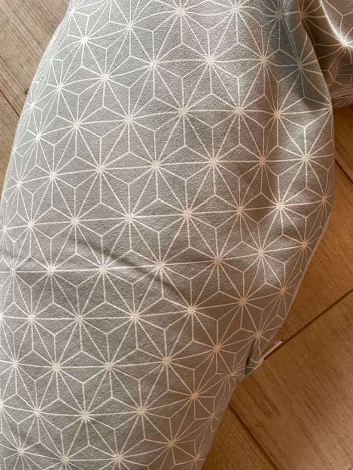 Coussin d’allaitement - photo numéro 2