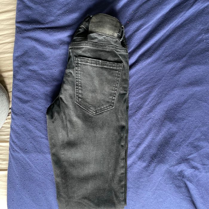 Jeans Zara Garcon taille 9 ans très bon état