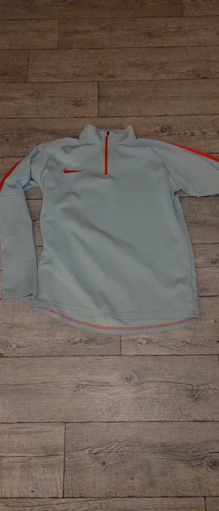 Sweat Nike