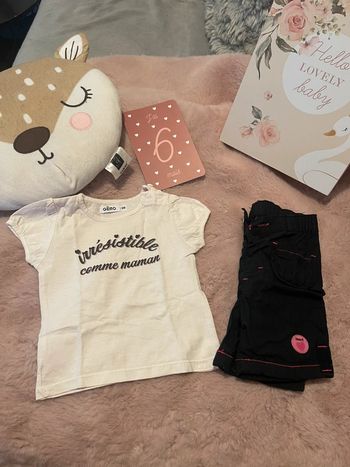 Ensemble pantacourt et tee shirt 6M