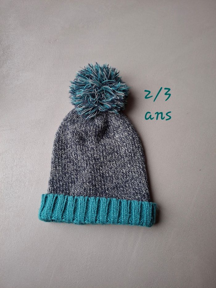 Bonnet Vertbaudet à pompon