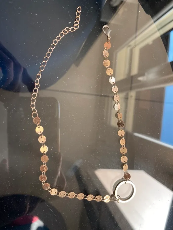 Coller ras de cou doré