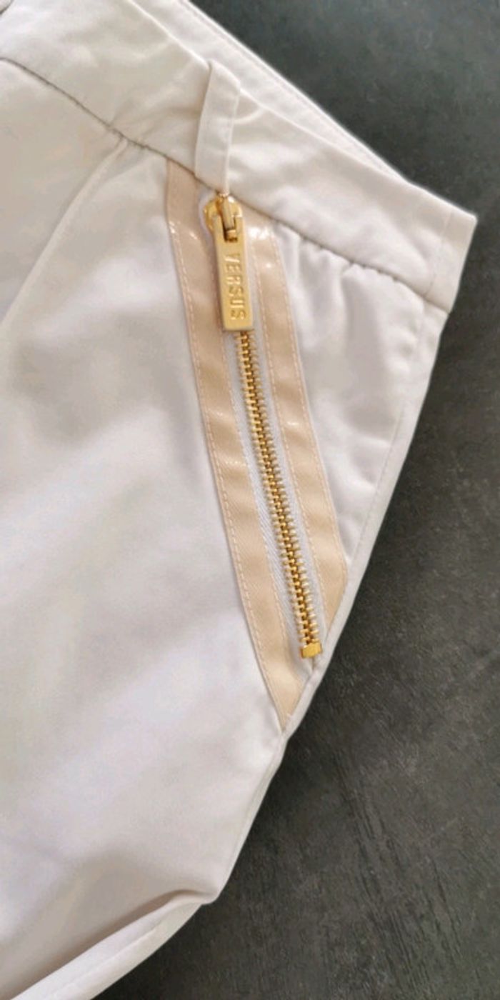 Pantalon blanc Versace - photo numéro 3