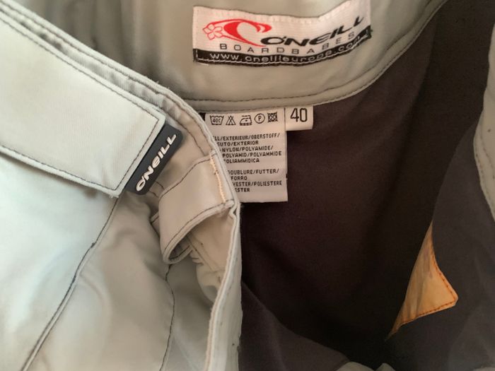 Ensemble O'Neill Veste taille L + Pantalon de snowboard taille 40 - photo numéro 3
