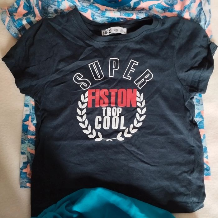 2 t-shirts et 1 polo 104 - photo numéro 3