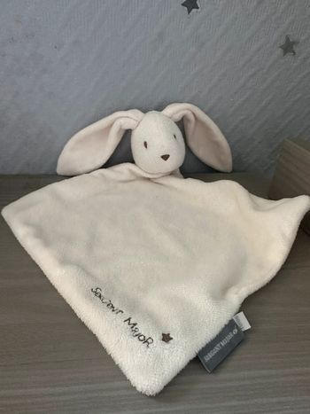Doudou plat lapin sergent Major