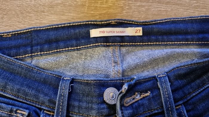 Jeans levis - photo numéro 2