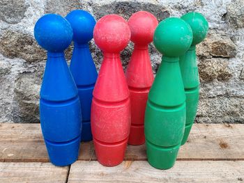Lot de 6 quilles vintages plastique