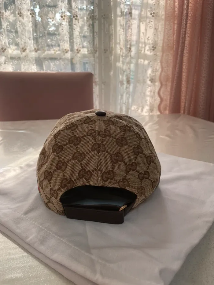 Casquette gucci - photo numéro 3