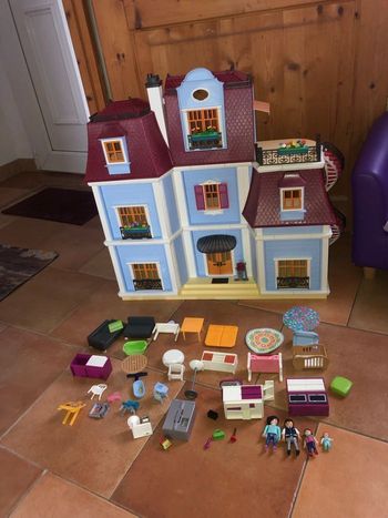 Maison traditionnelle dollhouse playmobil