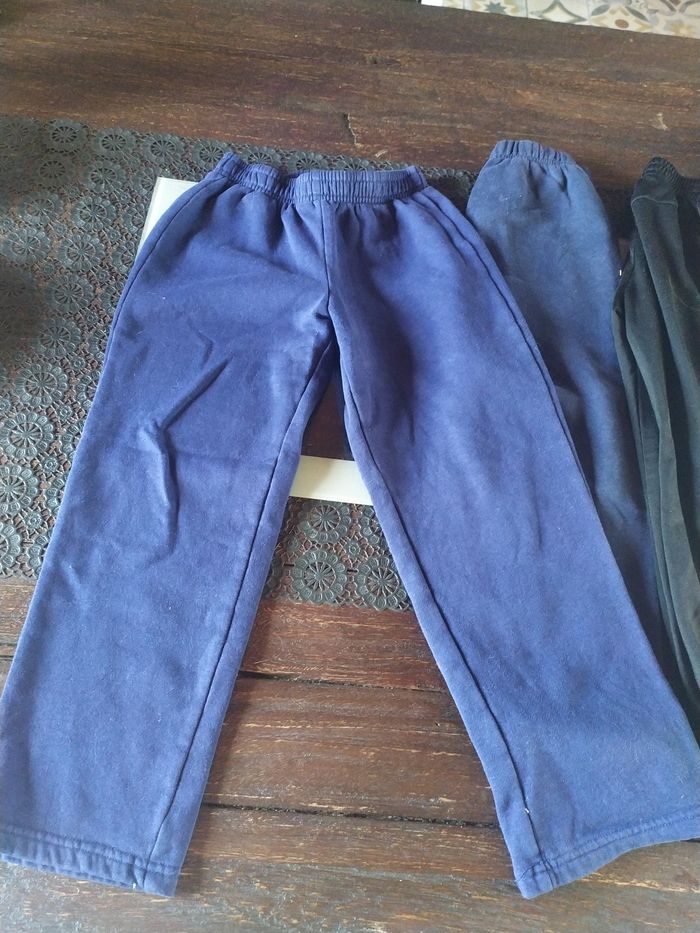 Lot pantalons jogging + veste 6 ans garcon - photo numéro 4