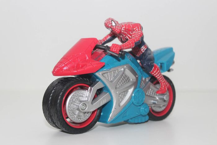 Figurine + Moto Spiderman - Marvel 2007