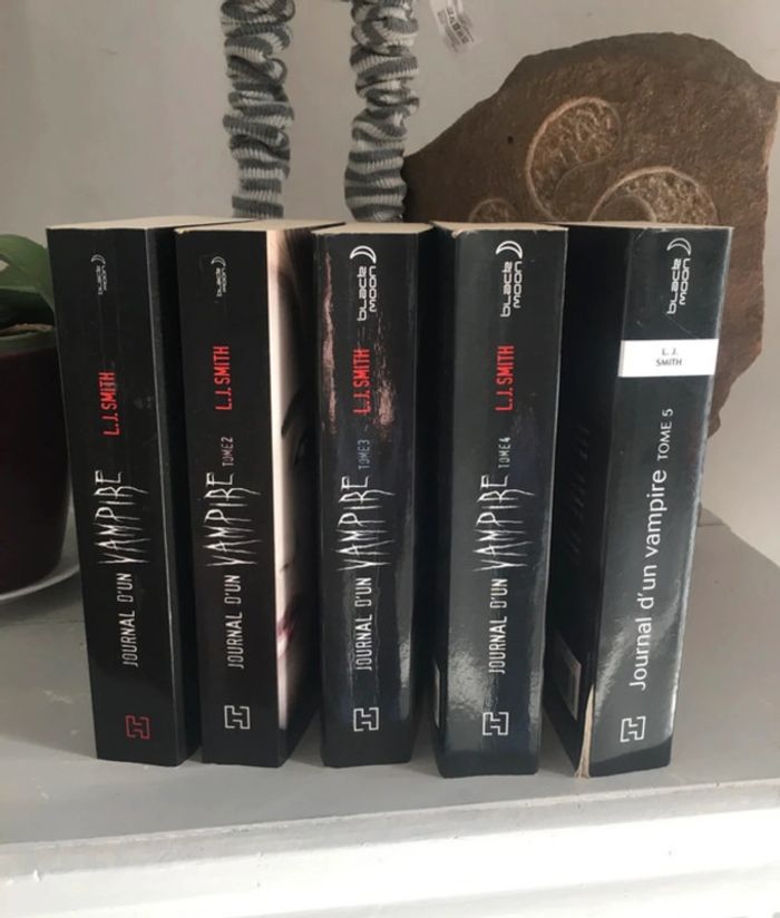 Livres le lot : le journal d’un vampire tome 1 à 5