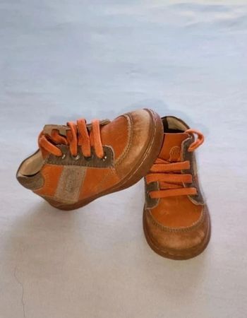 Chaussures Mod8 (taille 22)