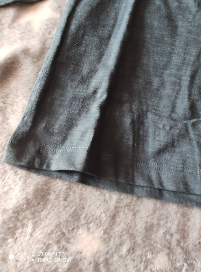 Tee-shirt manches longues garçon taille 6 ans - photo numéro 4