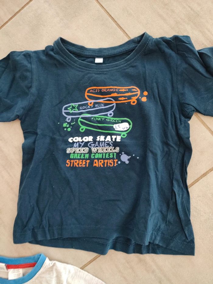 Lot de 10 Tshirt garçon été 5-6 ans - photo numéro 5