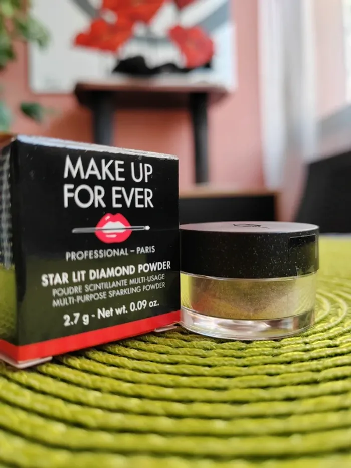 Poudre pailletée / Poudre scintillante Make up Forever - Star Lit Diamond Powder / Highlighter