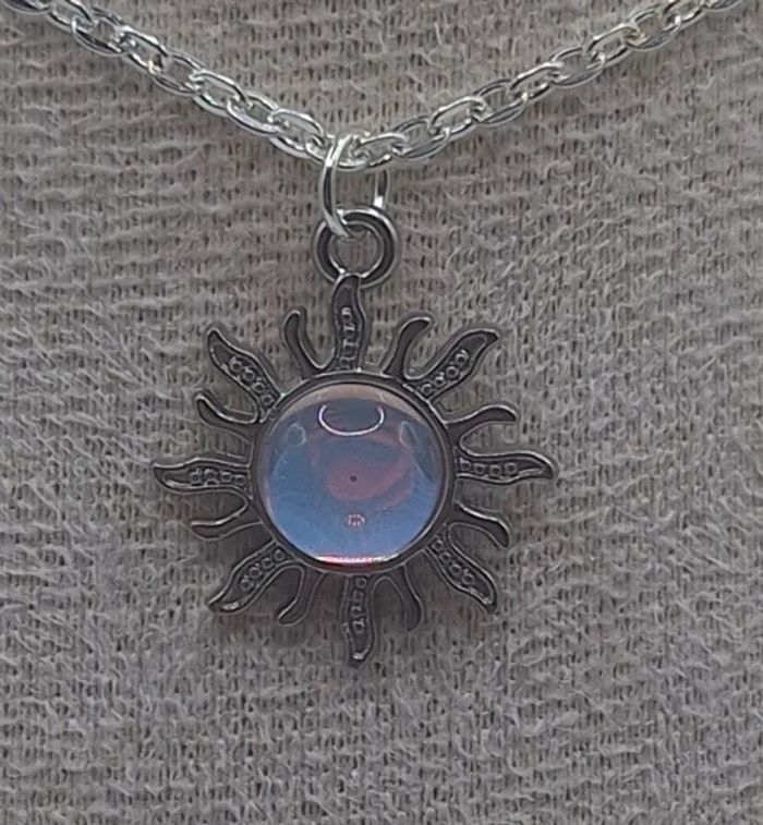 Collier soleil - photo numéro 2