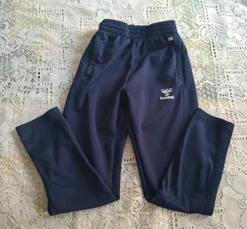 Pantalon de sport Hummel bleu marine - taille 12 ans / 152 cm - neuf