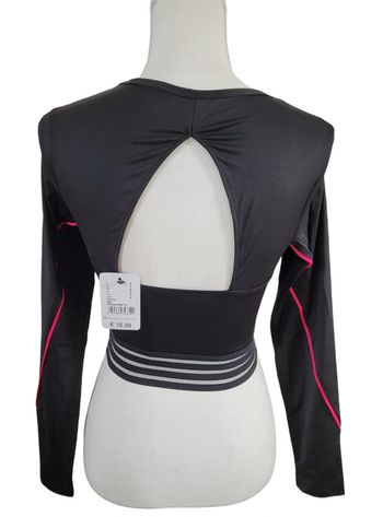 Haut de sport "Tezenis" NEUF 🚺