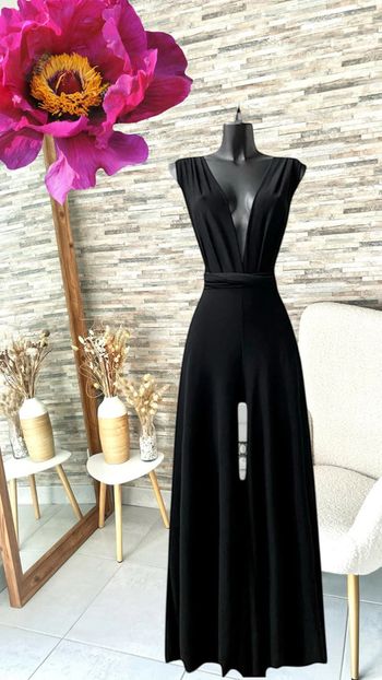 Combi noire estivale dos nu