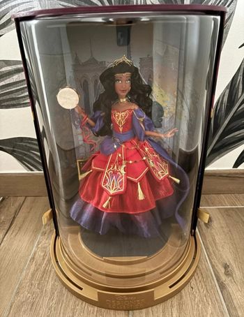 Poupée Esmeralda Disney Designer Collection série Dance en édition limitée, Le Bossu de Notre Dame, 30,5 cm