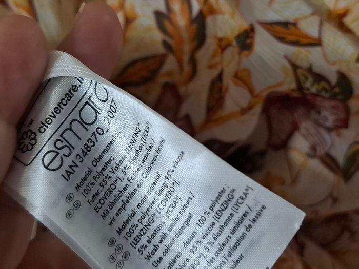 Robe longue fleuri taille 38/40 en très bon etat - photo numéro 6
