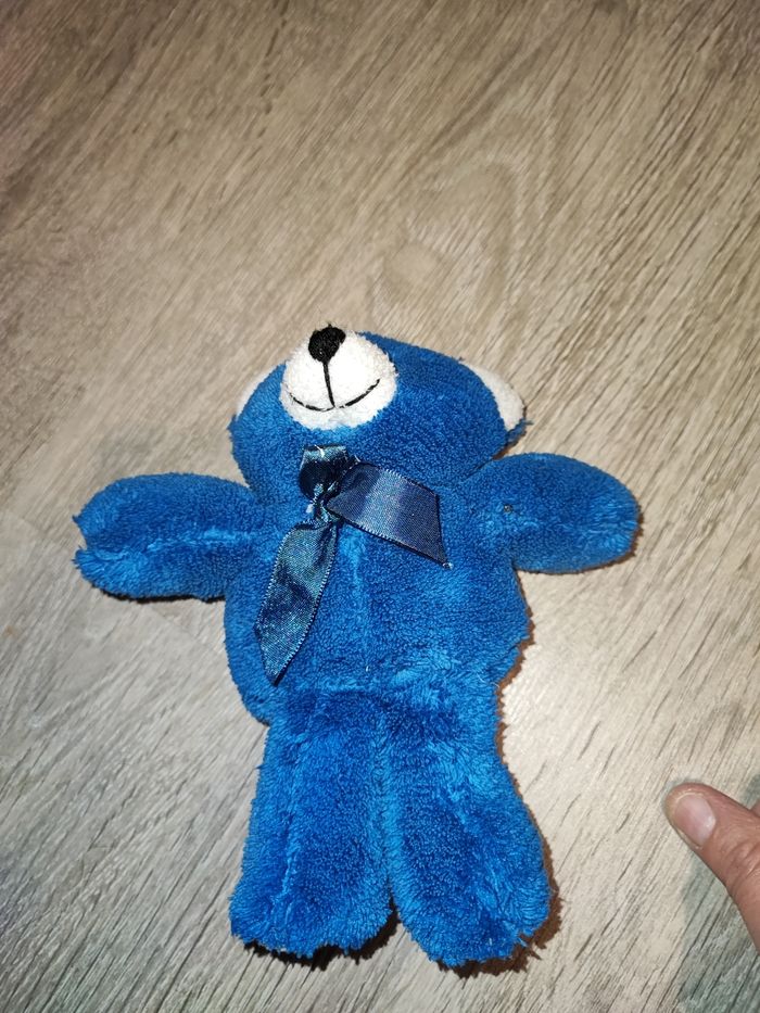 Ourson bleu neuf - photo numéro 2
