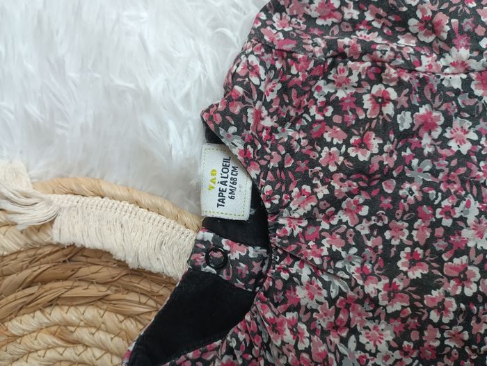 Robe 6 mois tao fleurie - photo numéro 2
