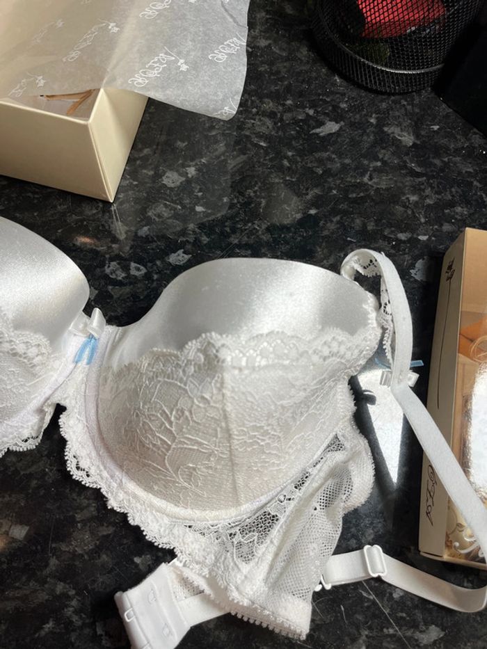 Soutient gorge sexy marque Roza Fifii push up taille 75D neuf - photo numéro 5