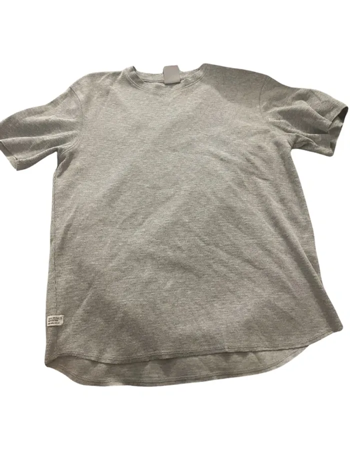 T shirt Zara - photo numéro 2