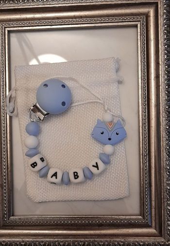 Attache tétine personnalisé