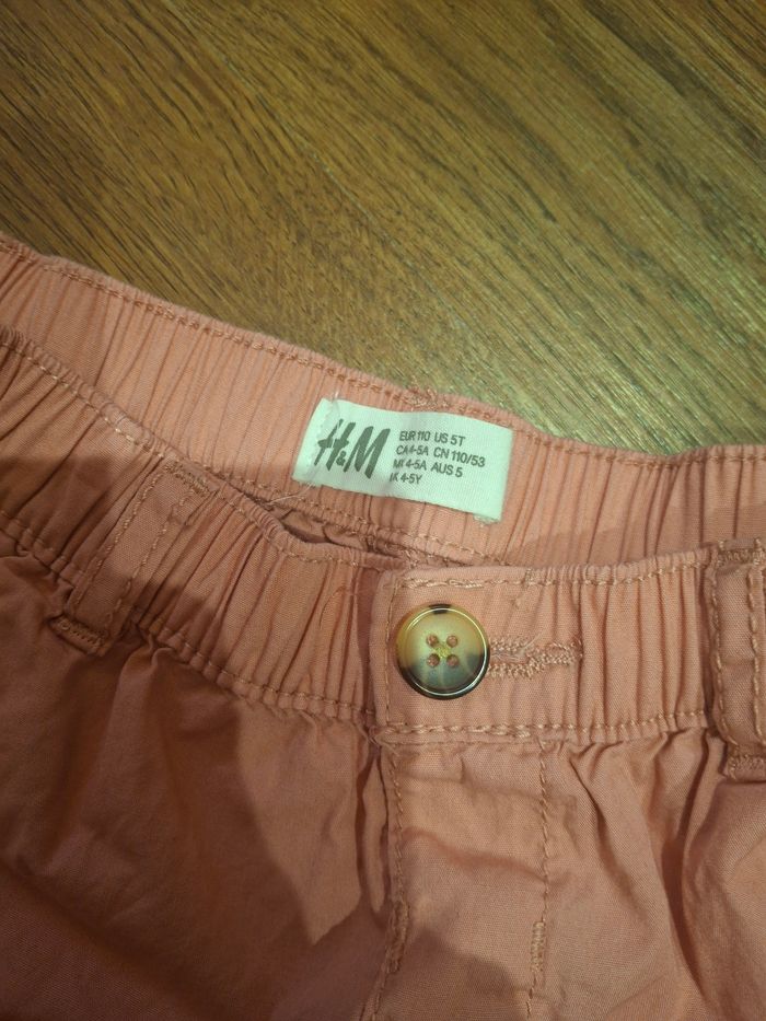 Short fille H&M rose 5 ans - photo numéro 2