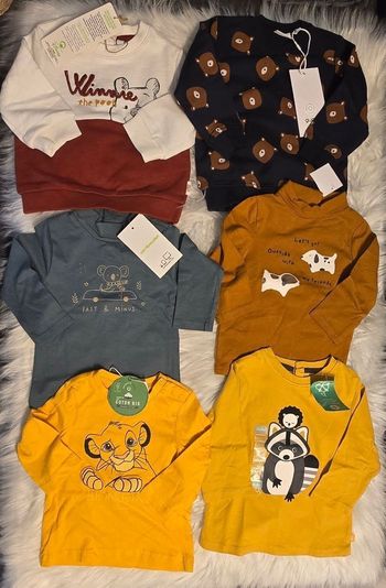 (NEUFS non portés) 🏷😍🥰 SUPERBE Lot sweats et teeshirts ml 6mois Garçon 🥰😍💙